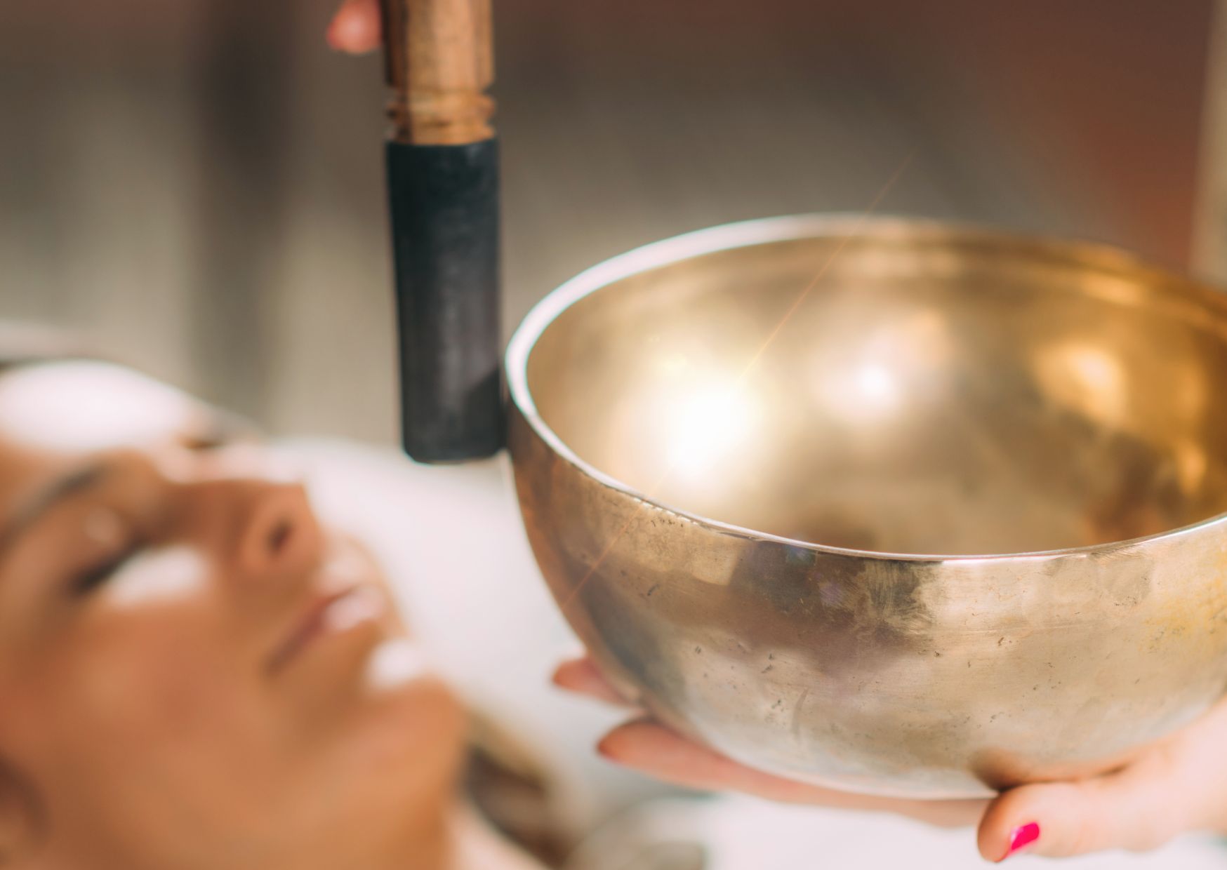 Soundbath 1:1, Klangmassage mit Lisa
