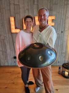 Sandra & Thorsten Yin Yoga Handpan